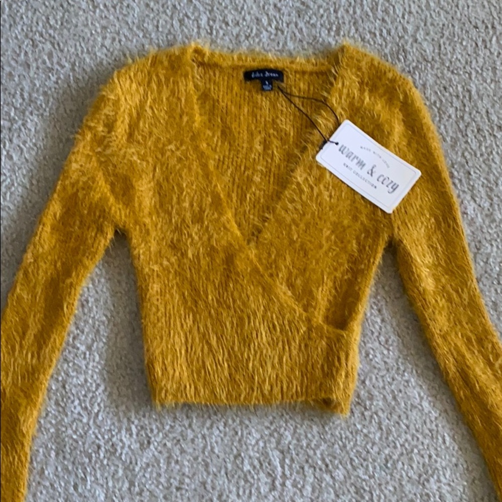Cute soft mustard yellow sweater
